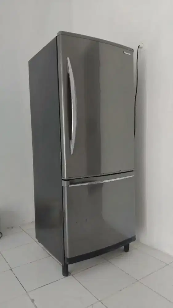 Kulkas Panasonic Jumbo