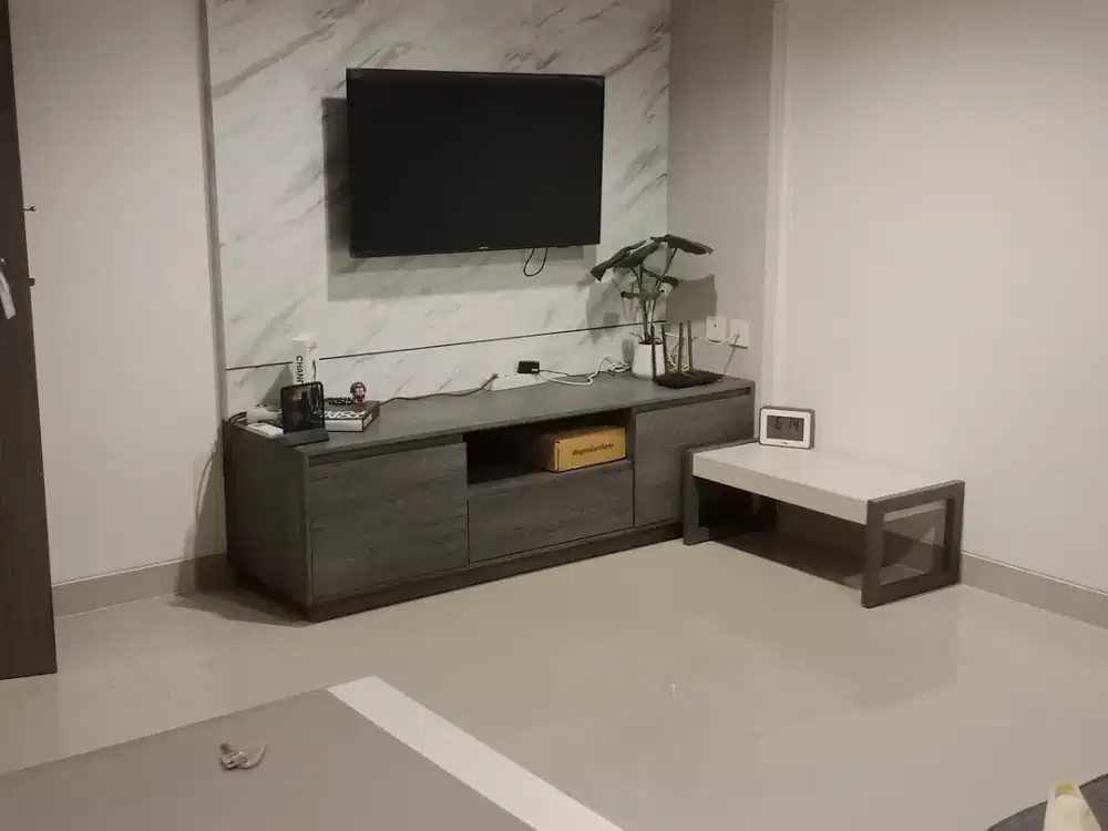 DISEWAKAN APARTEMEN PRAXIS 1 BR