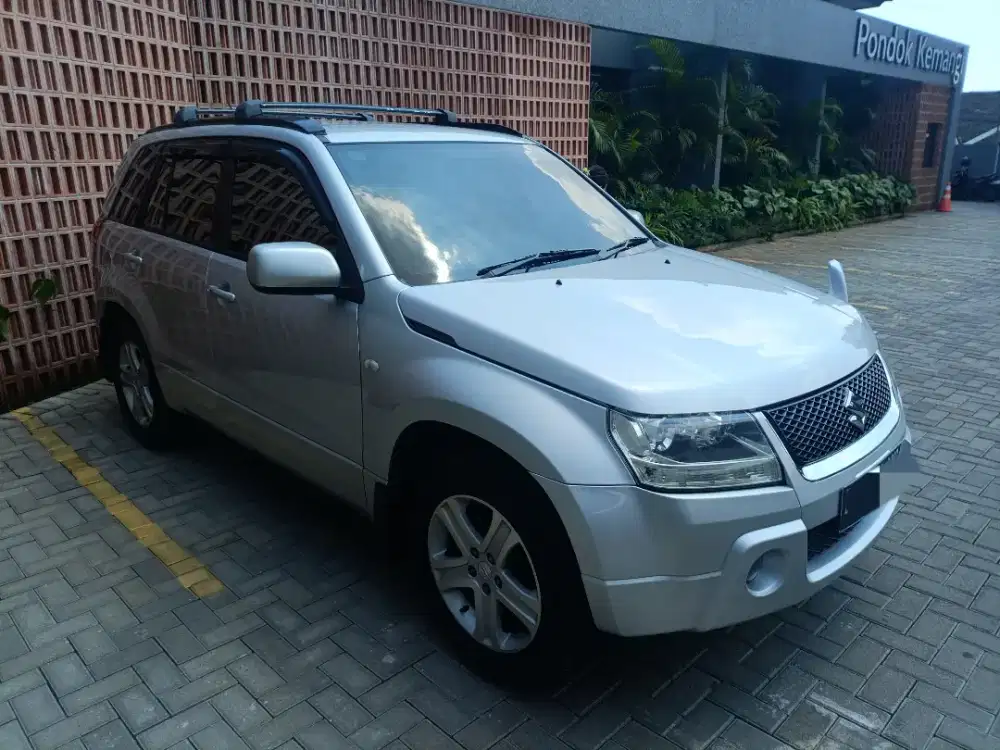 Suzuki Grand Vitara JLX 2007 Dari Baru