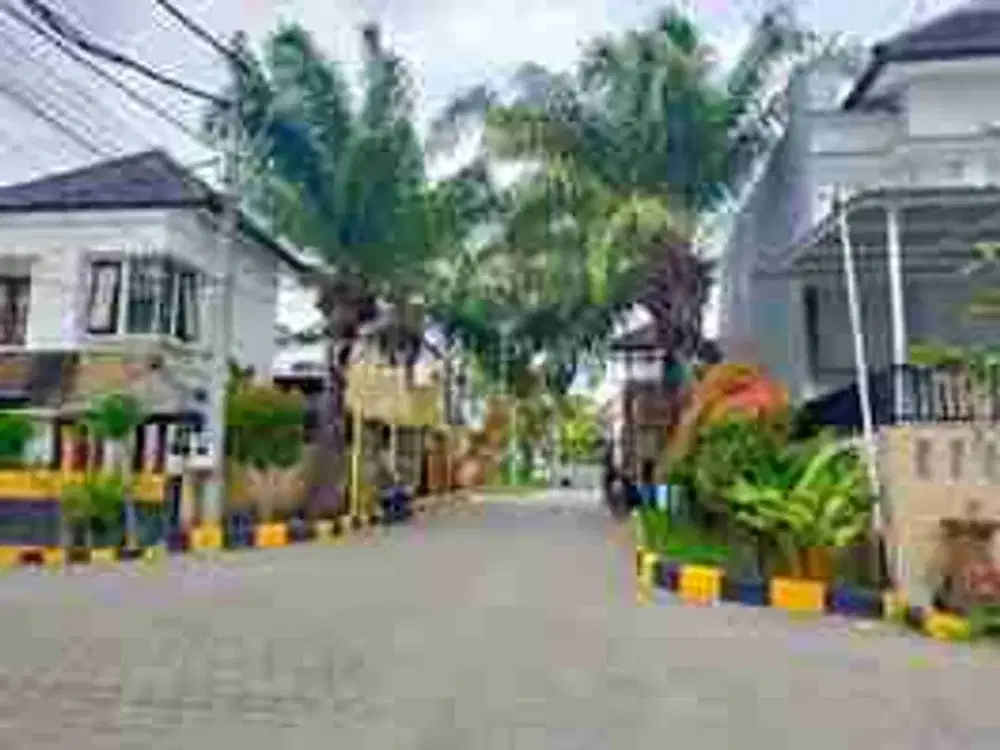 Rumh di area Jimbaran dalm.komplek   perumahan one gate