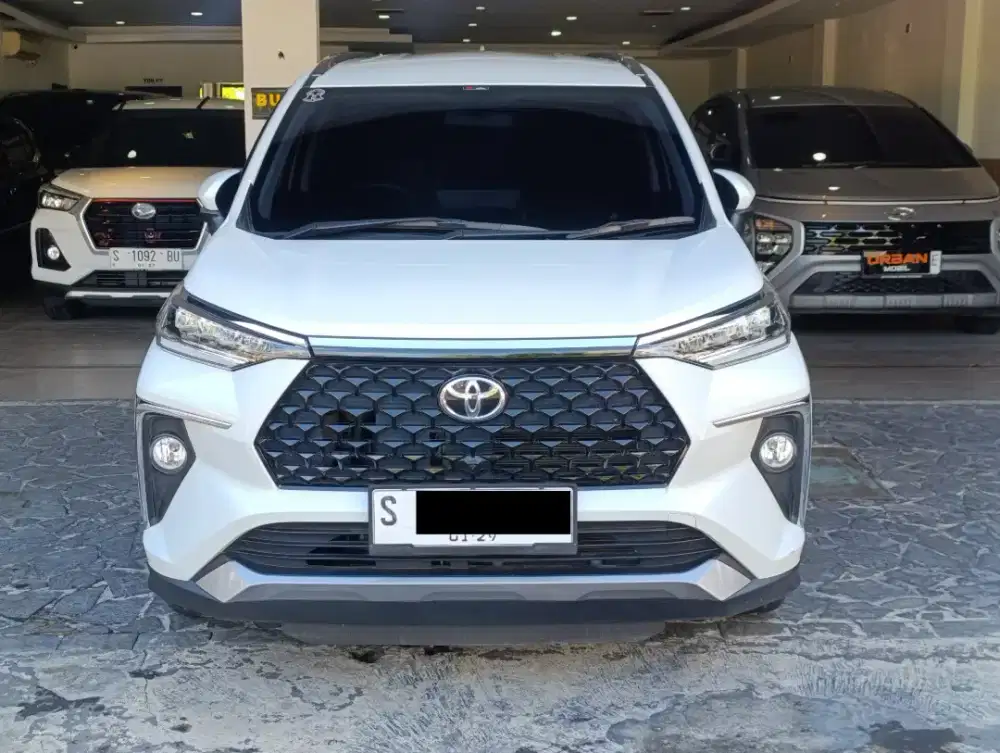 Toyota VELOZ Q at 2023 pmk 2024