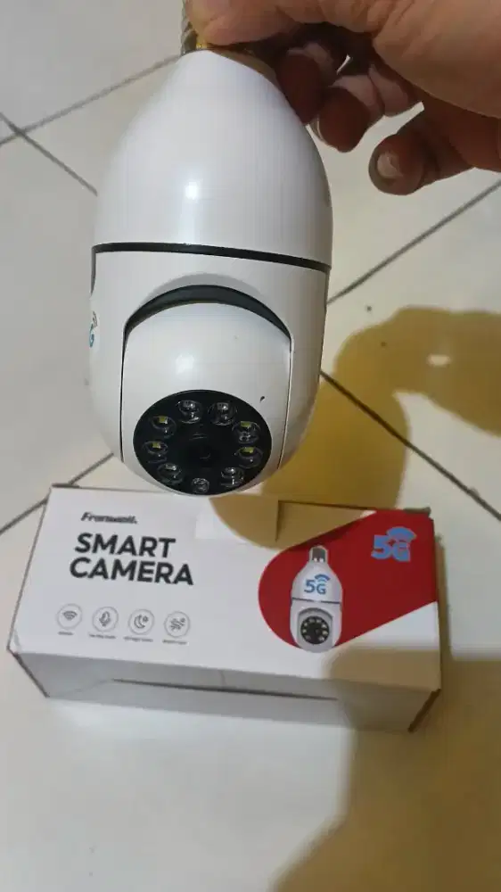 CCTV Indoor Camera HD2.4G/5G Wi-Fi + micro SD 64 GB