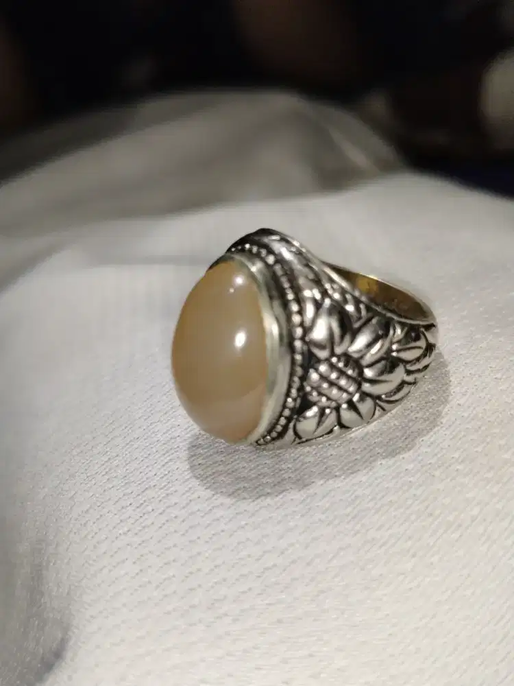 Batu anggur  natural