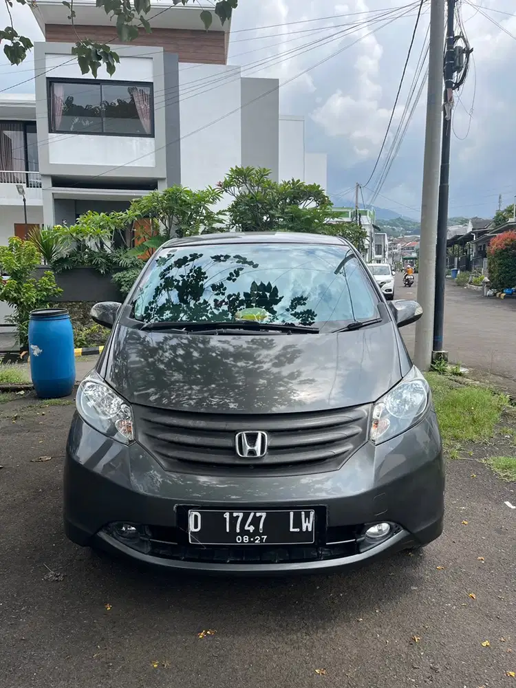 Honda Freed 2011 Bensin