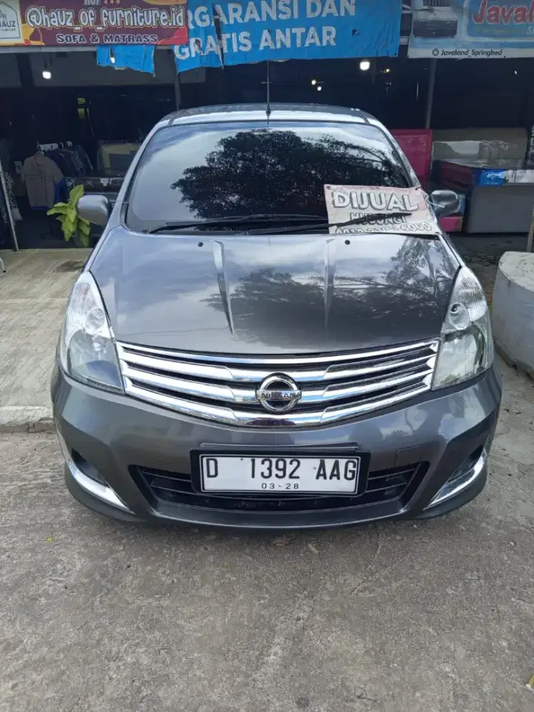 Nissan livina xv 1.5 2013 sudah plat lampung