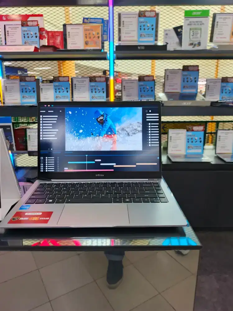 Mau laptop buat kerja atau lainnya, cicilan aja yuk di Home credit