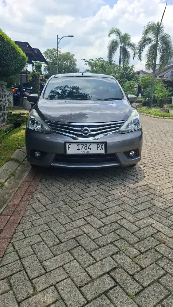 Nissan Grand livina 2017 Bensin