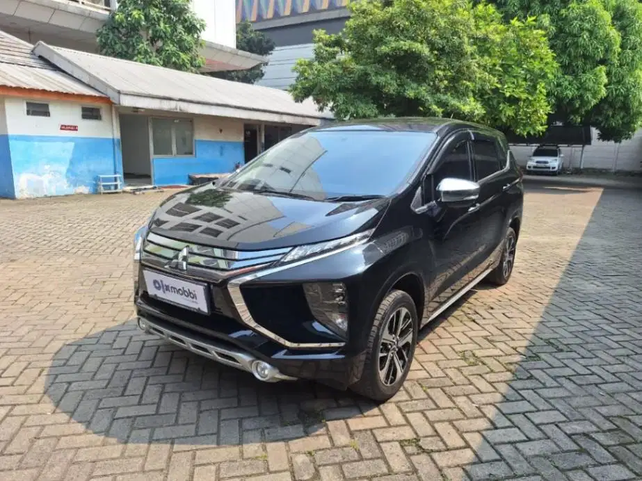LOW DP Mitsubishi Xpander 1.5 Ultimate Bensin-AT 2019 SIA