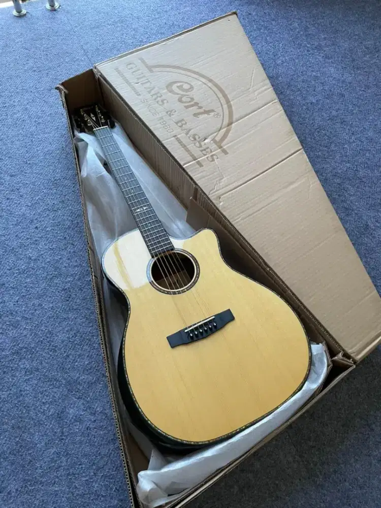 CORT GA PF BEVEL NAT