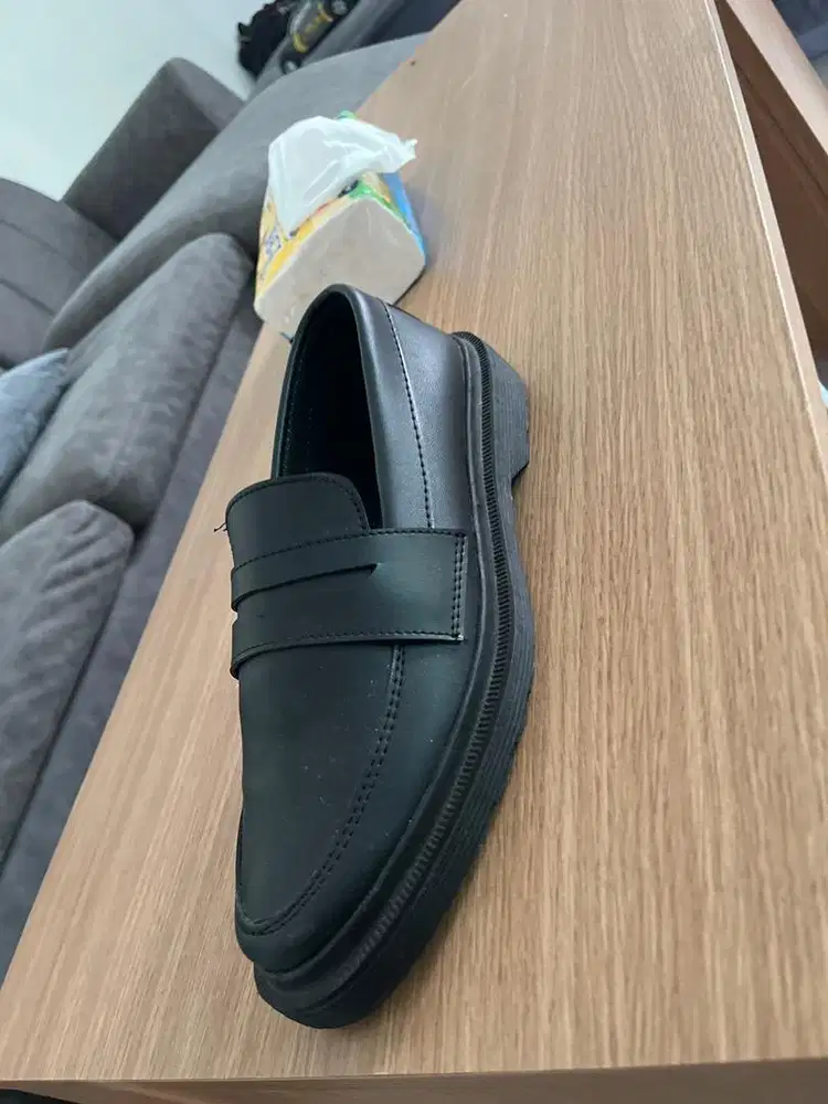 Sepatu formal pantofel