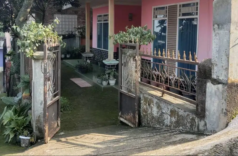 Dijual Rumah di Palasari Cibiru – Luas Tanah 177 m², SHM, Tunai