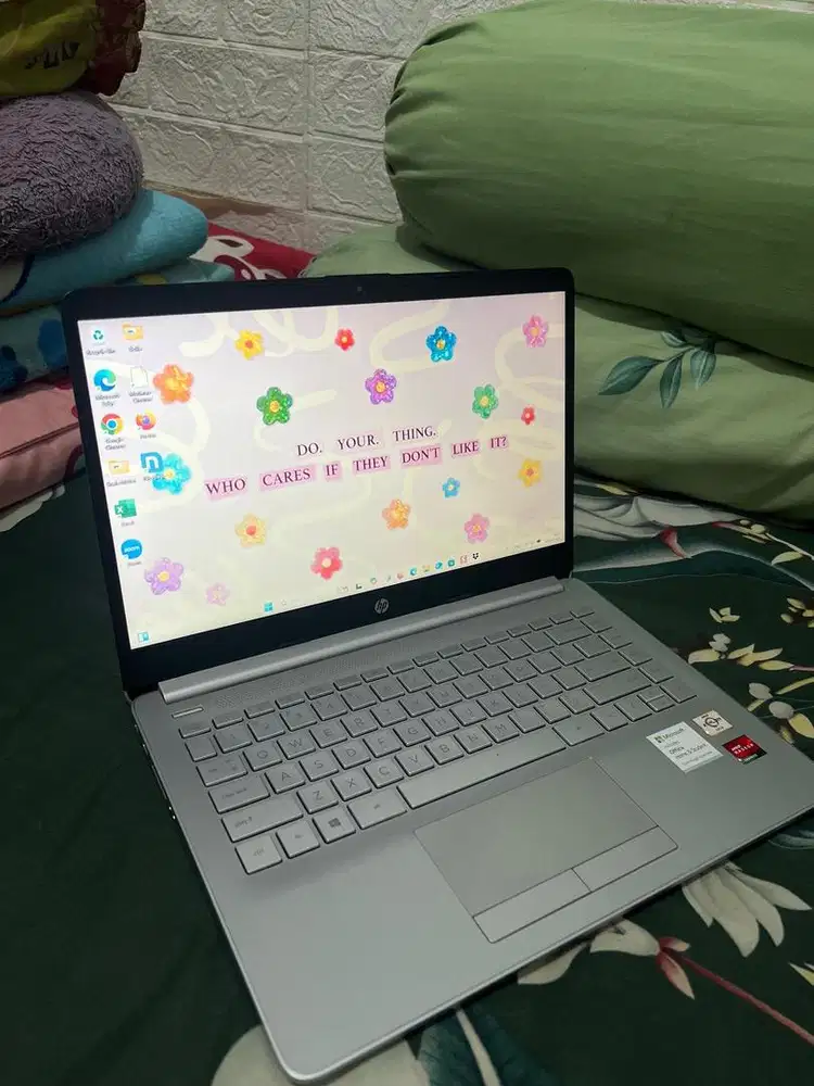 Laptop HP 14s DK1122AU likenew mulus