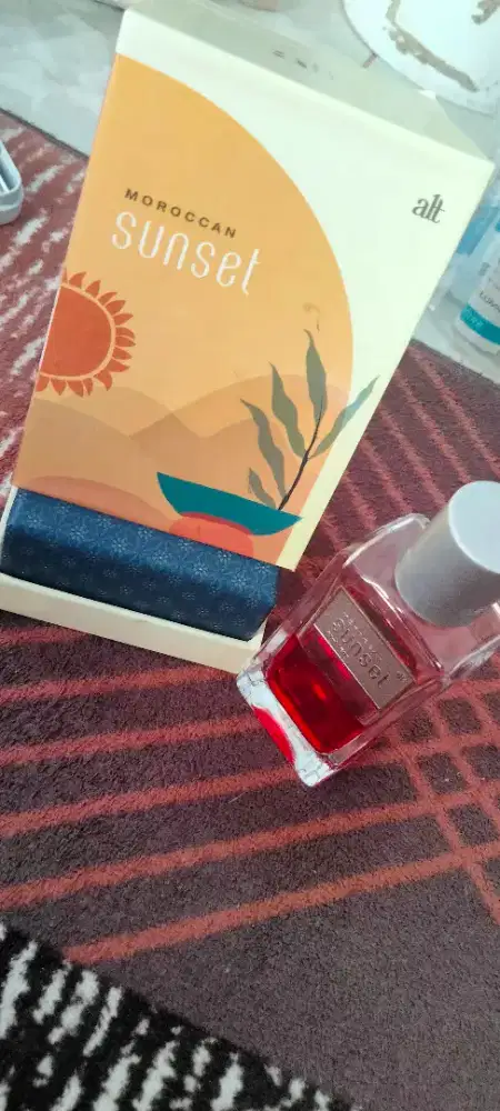 Parfum lengkap dgn dus asli bawaan
