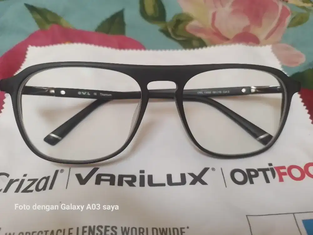 Kacamata Baca Original,Kondisi Mulus