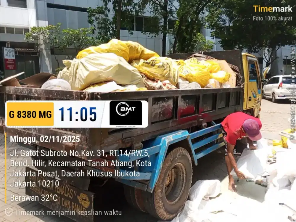 Jasa buang puing dan sampah