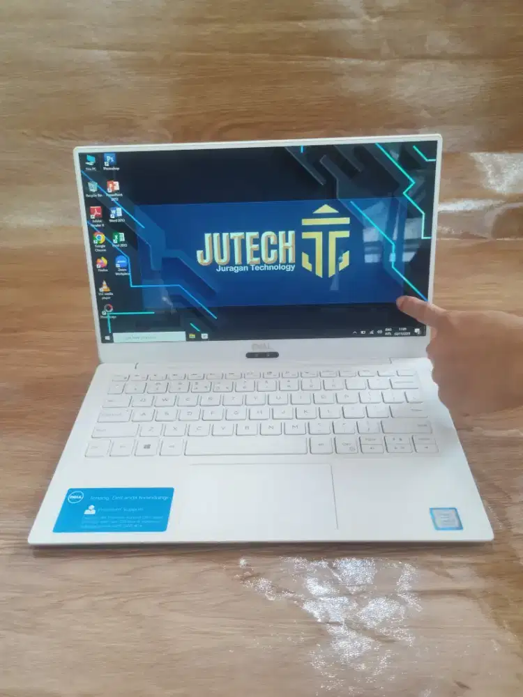 Laptop Dell XPS 13 9370 Slim Core i7 Gen 8 Ram 16GB Siap pakai