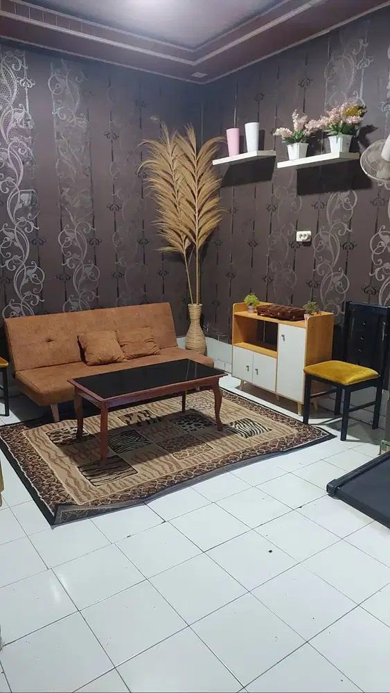 Dijual rumah dengan perabot