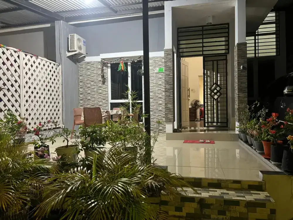 Disewakan rumah cantik lengkap prabot msk hanya bawa koper