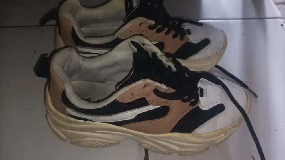 Sepatu sneakers ori 100% club culture size 37