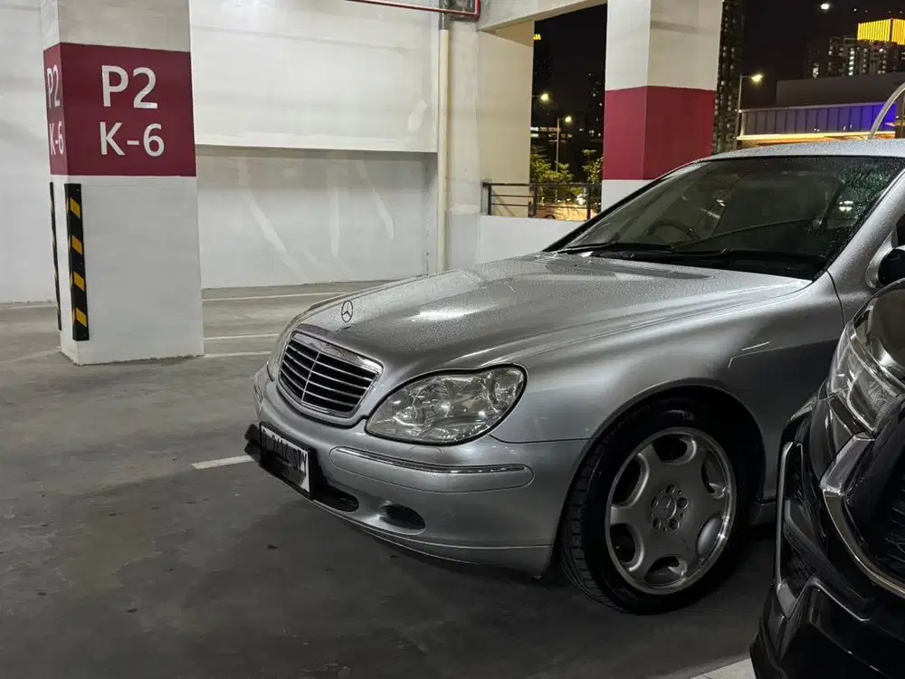 Dijual mobil sedan Mercy S Class rawatan Mercy S280 Th 2002
