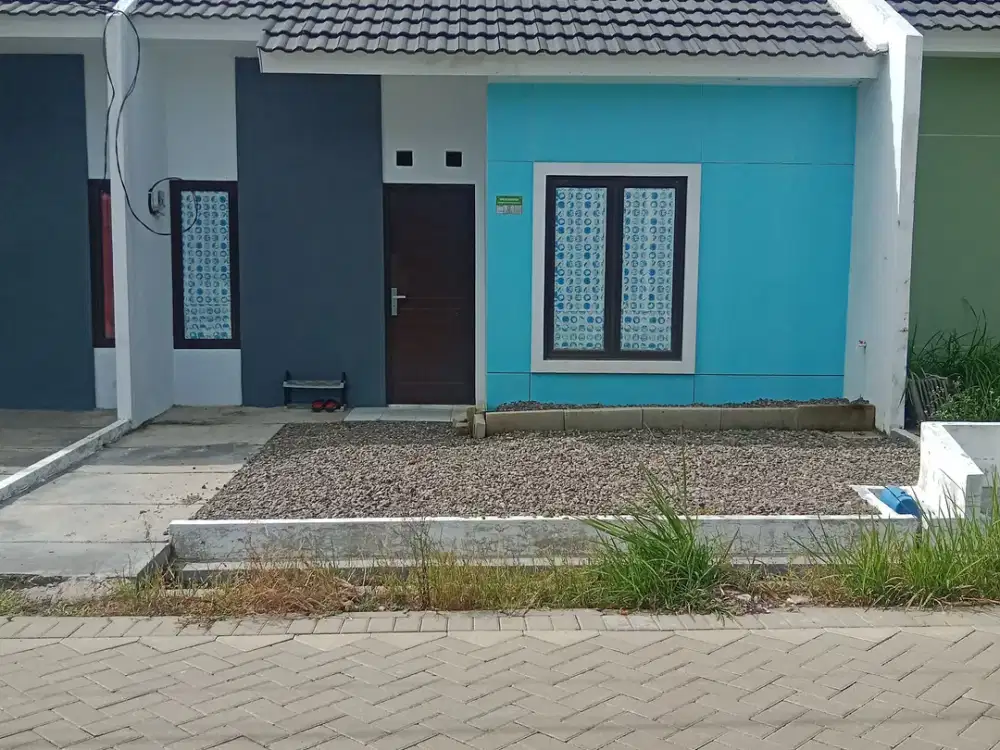 Rumah murah banget, dekat Stasiun