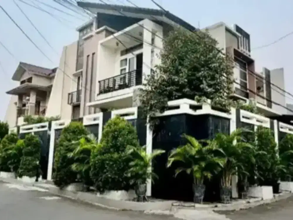 Rumah mewah siap huni dalam komplek elit pulomas jakarta timur