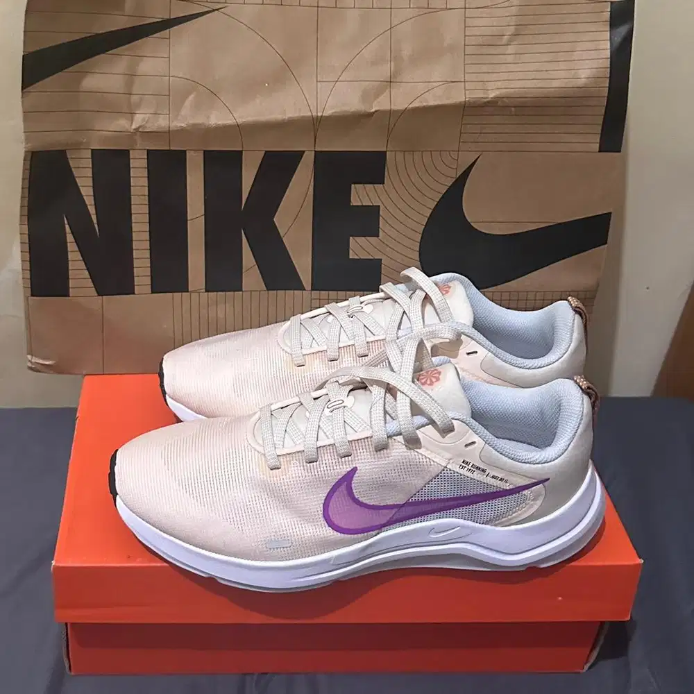 NEW SEPATU NIKE RUNNING DOWN SHIFTER 12