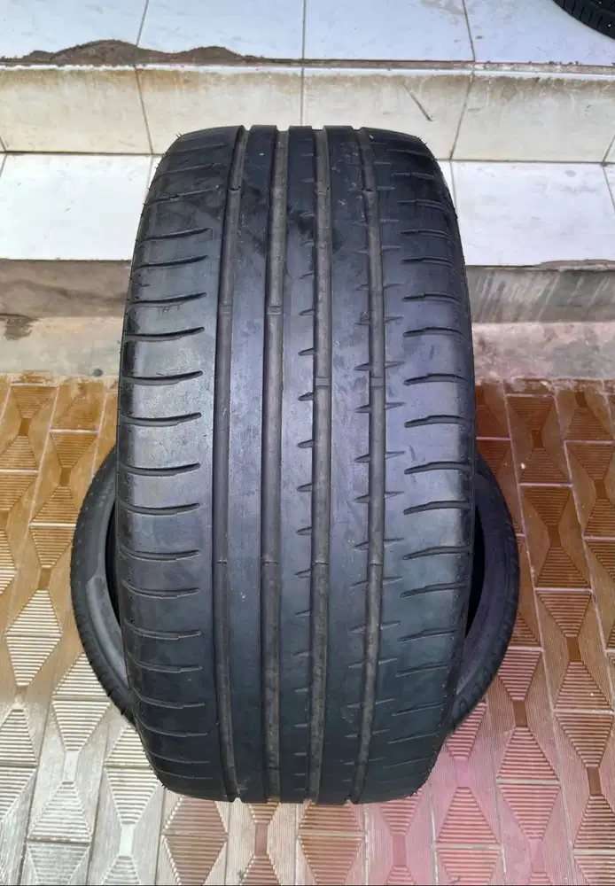 Ban Accelera PHI  245 45 r19 1Pcs