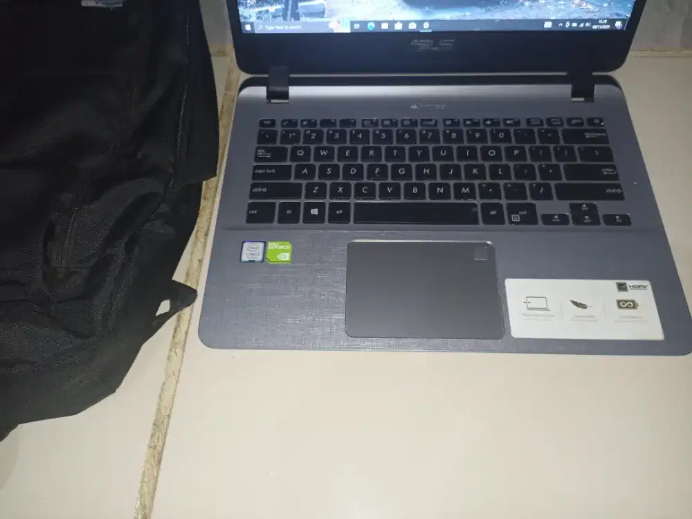 Laptop Asus Vivobook Dual VGA Nvme Ram 8 ddr4