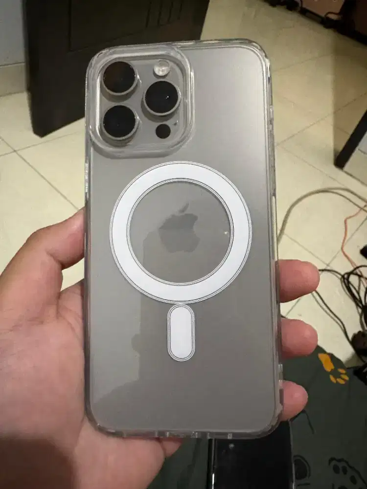 JUAL / TT / BT iPhone 15 Pro Max Natural Titanium inter NO SIMLOCK