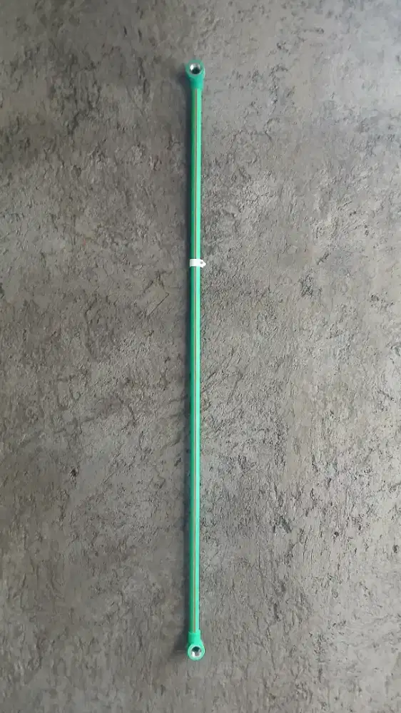 Instalasi pipa air panas water heater listrik dan gas