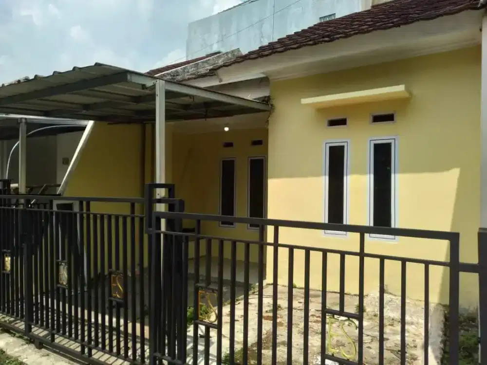 Dijual cepat rumah mungil