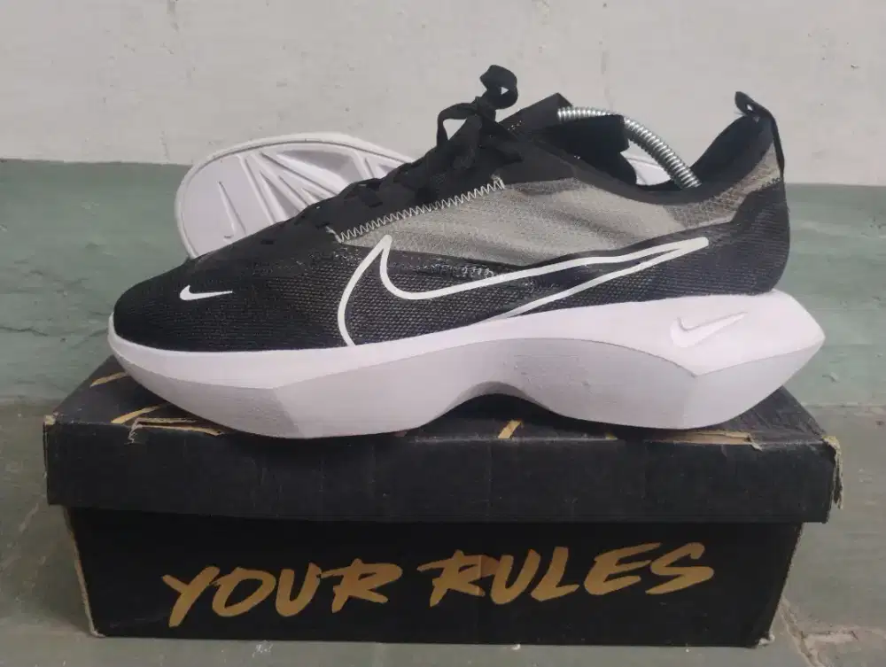 Sepatu running Nike Zoom Vista Lite