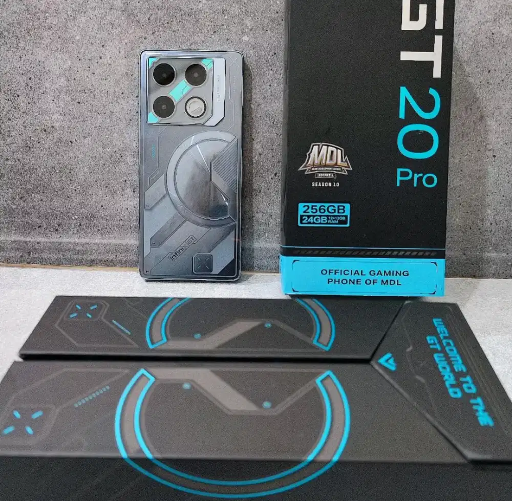 Jual Infinix GT 20 Pro Silver 8/256 Silver Seken