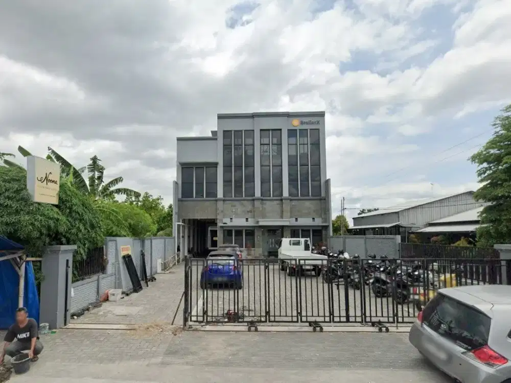 BANGUNAN KOMERSIL KANTOR 2 1/2 LANTAI DI KAWASAN BISNIS, CATUR TUNGGAL, DEPOK, SLEMAN