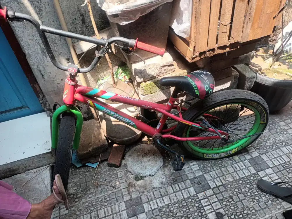 sepeda bmx ukuran ban 18inch