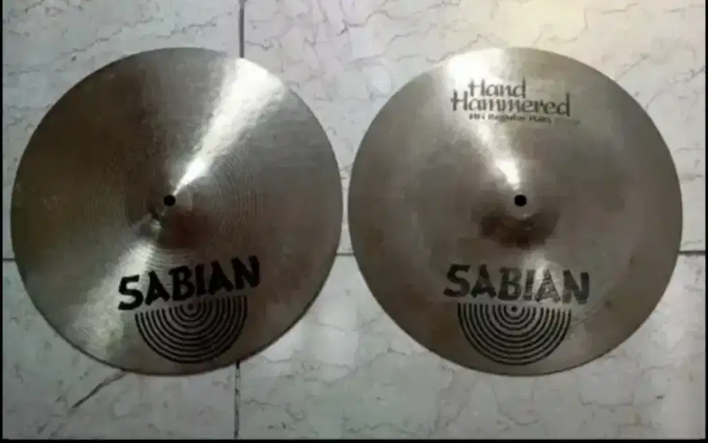 Cymbal Sabian Hand Hammered Regular Hihat 14 inch