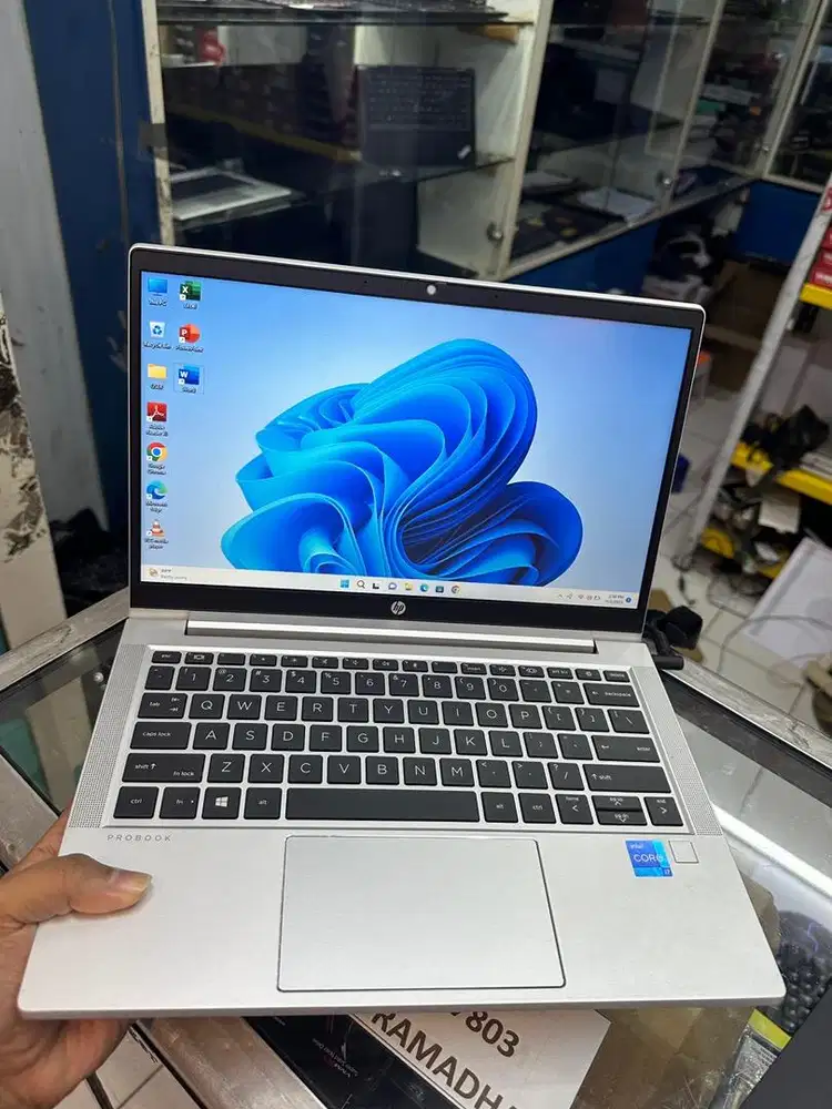 Hp probook 430 g8 intel core i7 1135G7 / ram 16gb / ssd 256gb