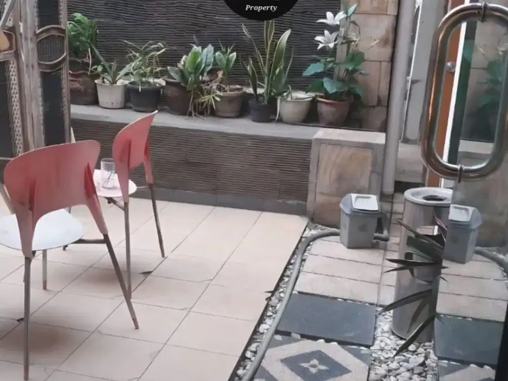 RUMAH LAMA , LT 400 dekat Jl. Gunawarman, Harga 58M, deal sampai jadi