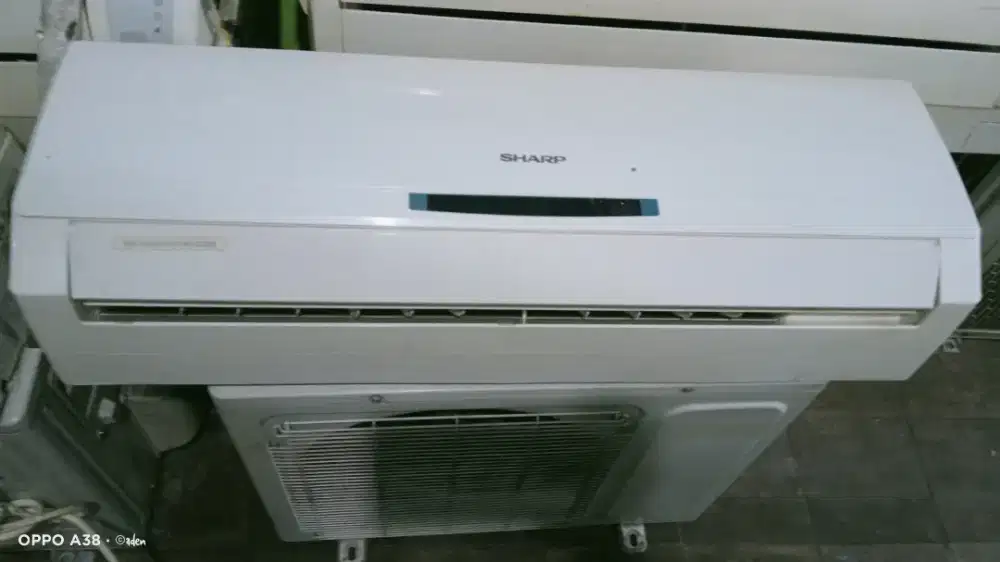 AC Sharp 3/4 / bisa tukar tambah