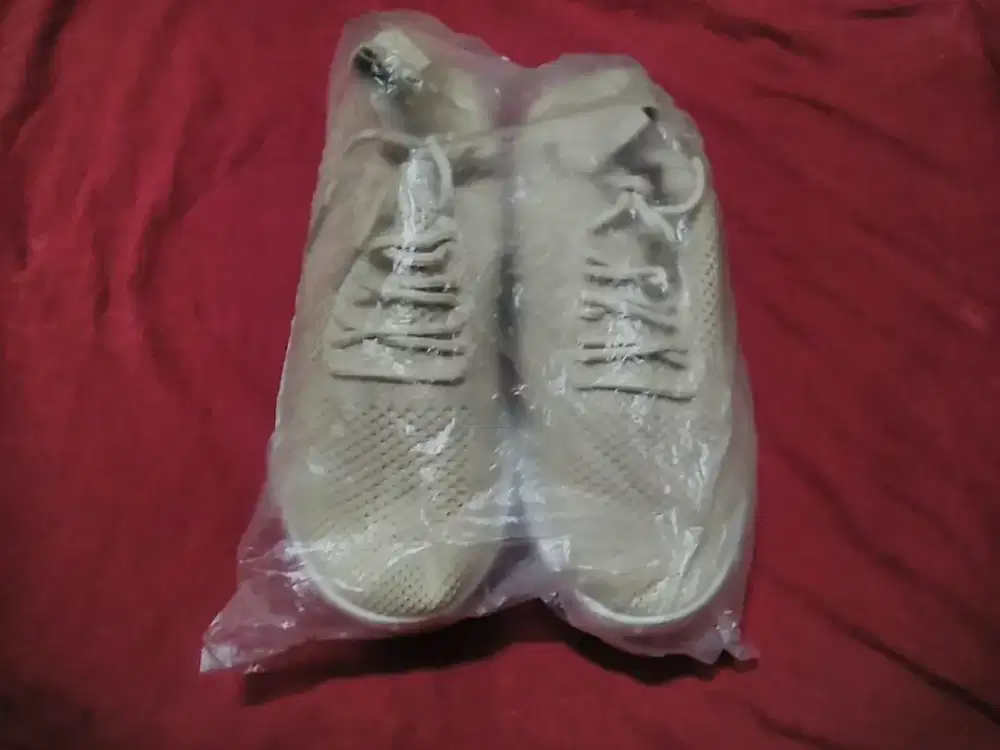 sepatu on slip wanita