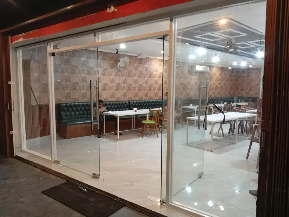 Aluminium kaca. Harga murah awet anti rayap