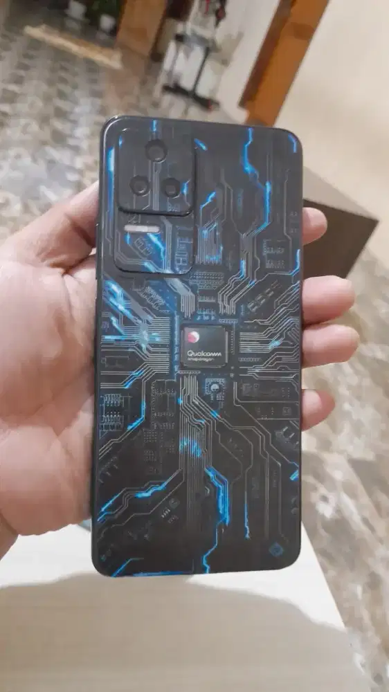 Poco f4 5g (8/256 GB)