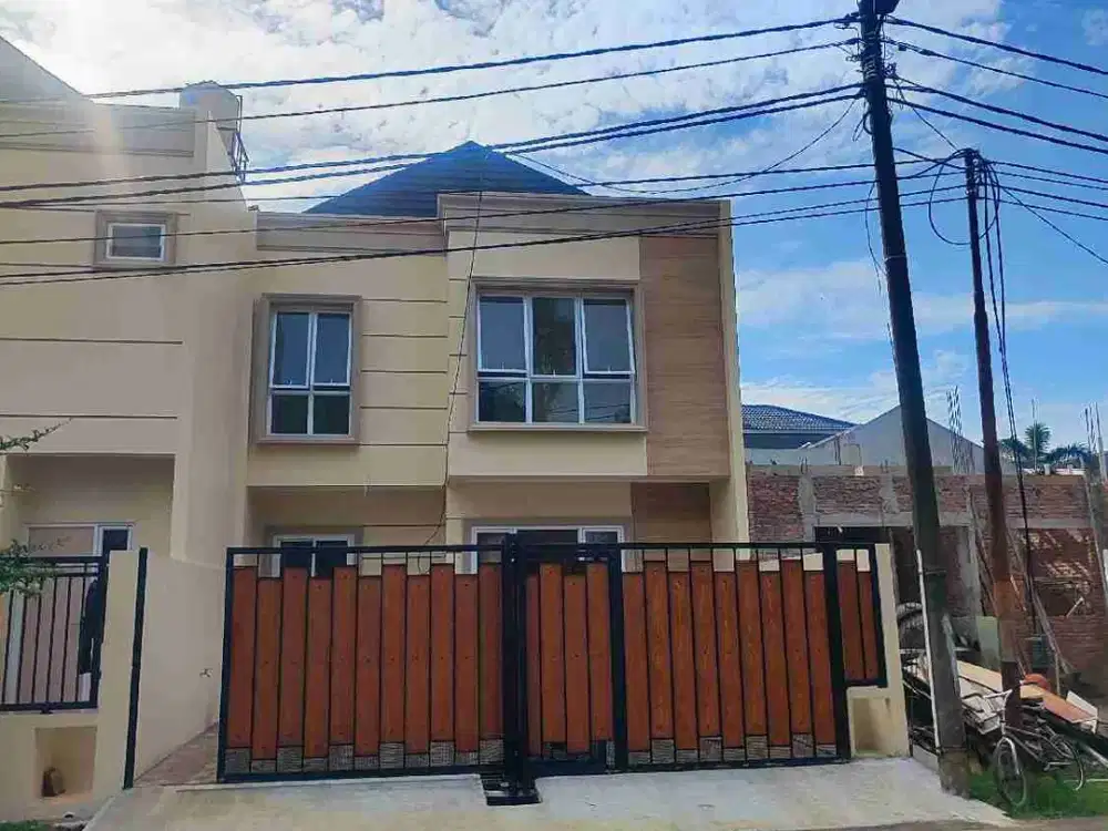 Rumah Brand New Lokasi Strategis Sektor 7A/B Gading Serpong