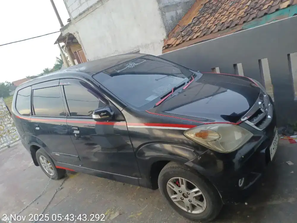 Xenia matic,bensin 2010