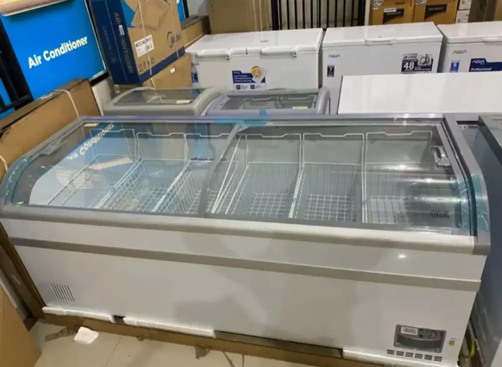 Frezer kaca gea 700liter sliding curve