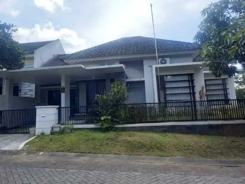 RUMAH ELITE VILLA PUNCAK TIDAR KOTA MALANG