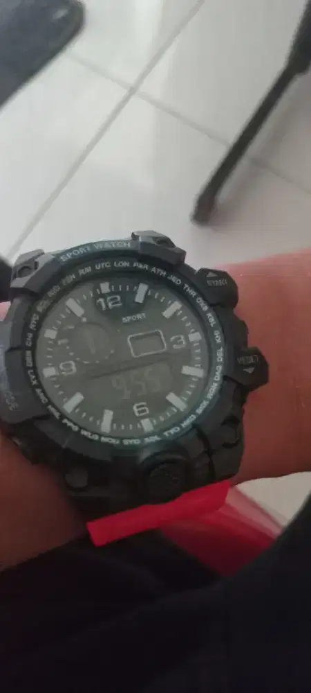 Jam tangan analog