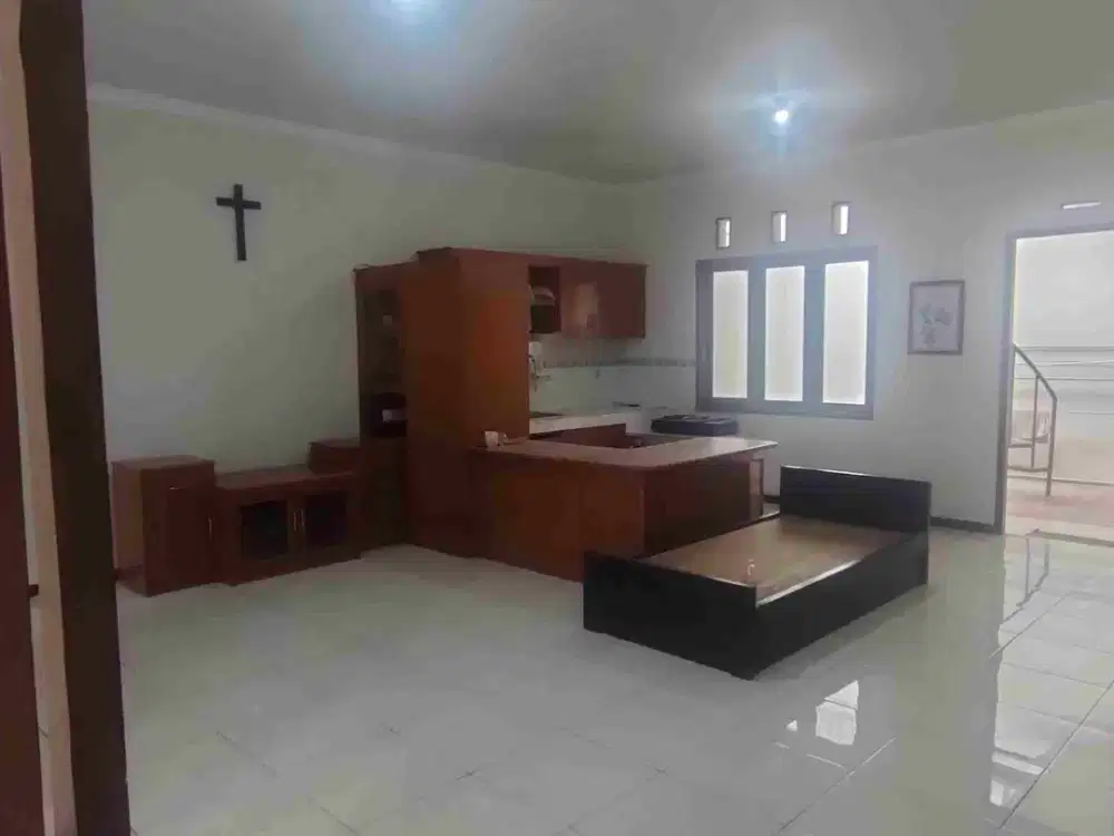 Dijual Cepat Rumah TKI 3 Taman Kopo Indah