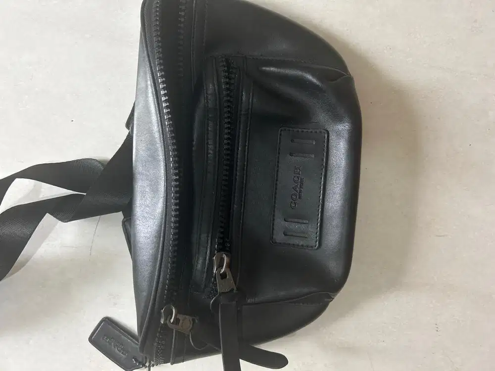 Tas ikat pinggang preloved